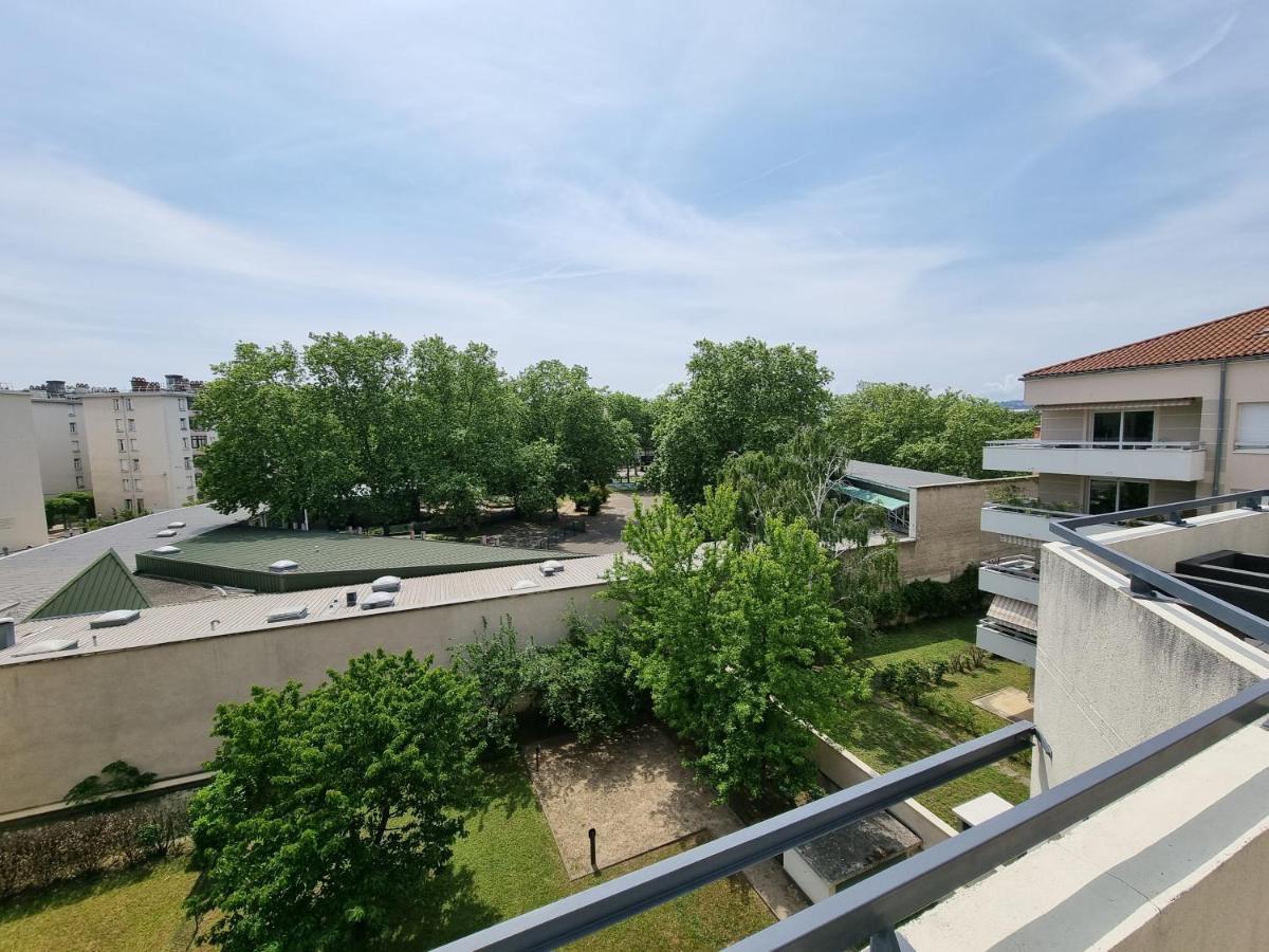 Bngo I Immense Rooftop Lyon I 2 Chambres, 4 Places Parkings, 2 Immenses Terrasses, 8 Personnes المظهر الخارجي الصورة