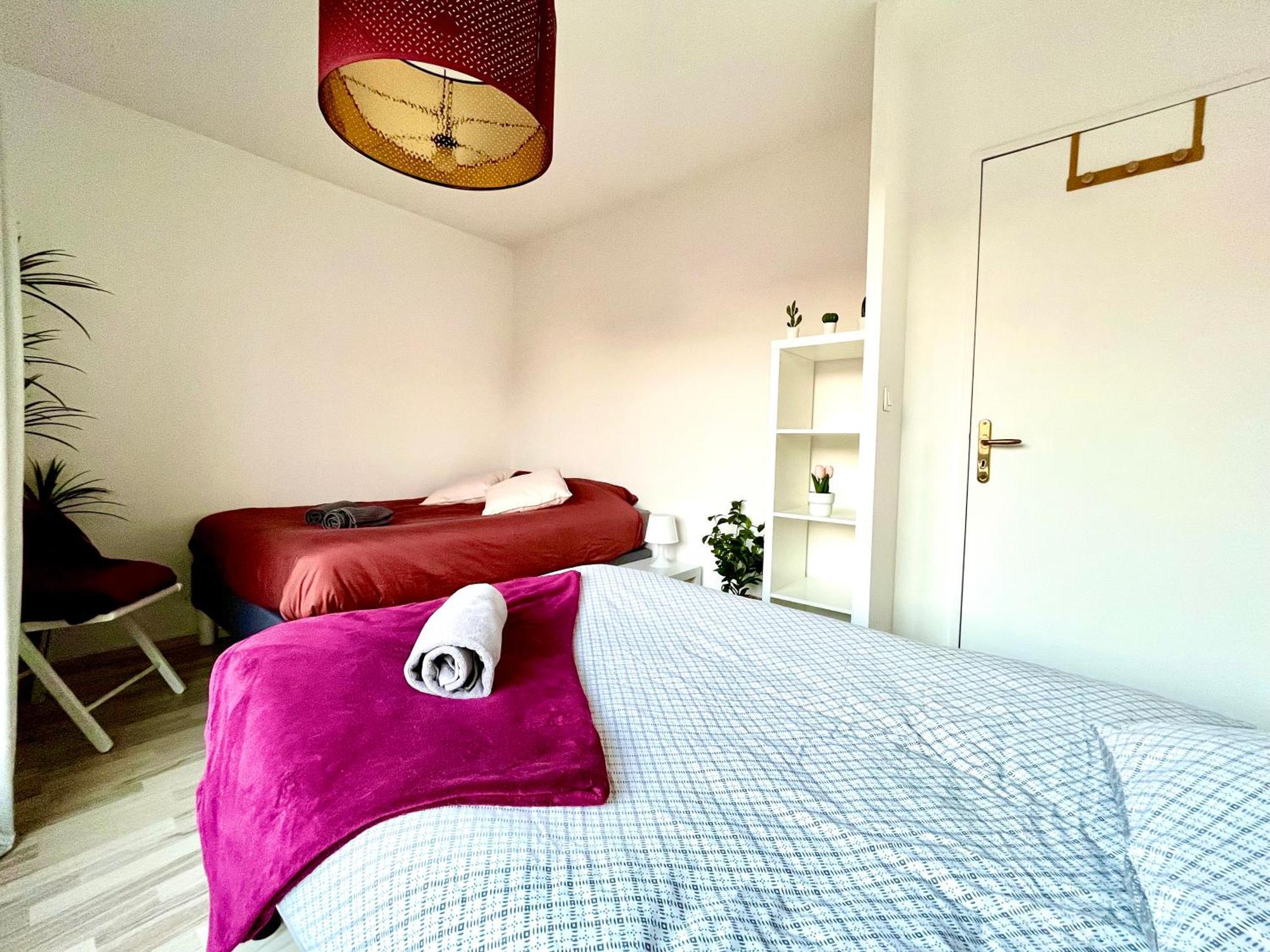 Bngo I Immense Rooftop Lyon I 2 Chambres, 4 Places Parkings, 2 Immenses Terrasses, 8 Personnes المظهر الخارجي الصورة