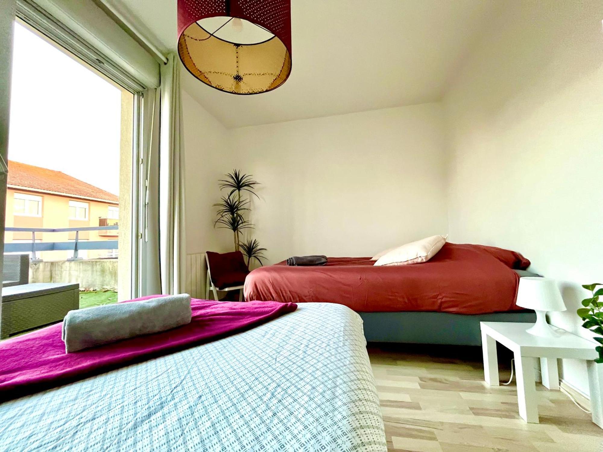 Bngo I Immense Rooftop Lyon I 2 Chambres, 4 Places Parkings, 2 Immenses Terrasses, 8 Personnes المظهر الخارجي الصورة