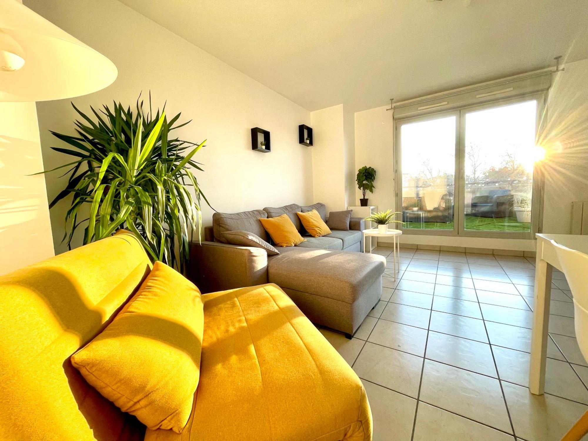 Bngo I Immense Rooftop Lyon I 2 Chambres, 4 Places Parkings, 2 Immenses Terrasses, 8 Personnes المظهر الخارجي الصورة