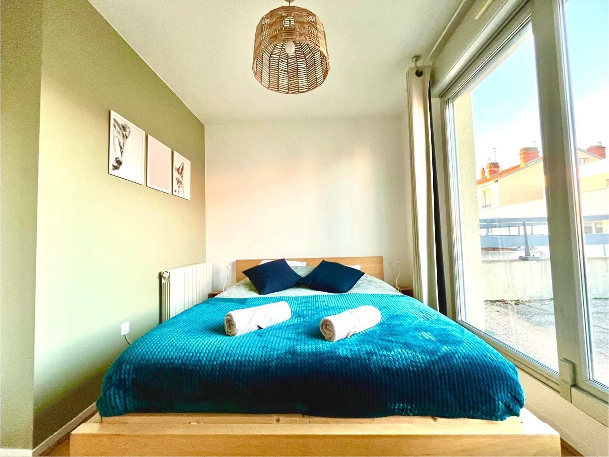 Bngo I Immense Rooftop Lyon I 2 Chambres, 4 Places Parkings, 2 Immenses Terrasses, 8 Personnes المظهر الخارجي الصورة